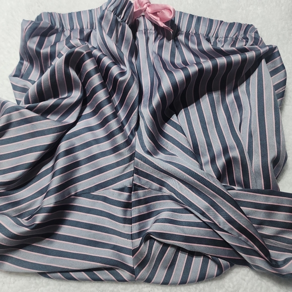 Victoria's Secret Vintage Striped 2 Piece Gray and Pink Pajama Set Size Large - Picture 6 of 15